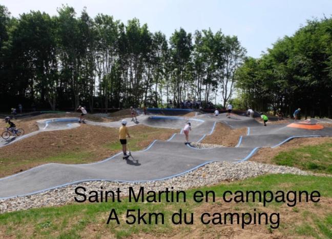 Camping Le Clos Savoye Biville-sur-Mer ภายนอก รูปภาพ